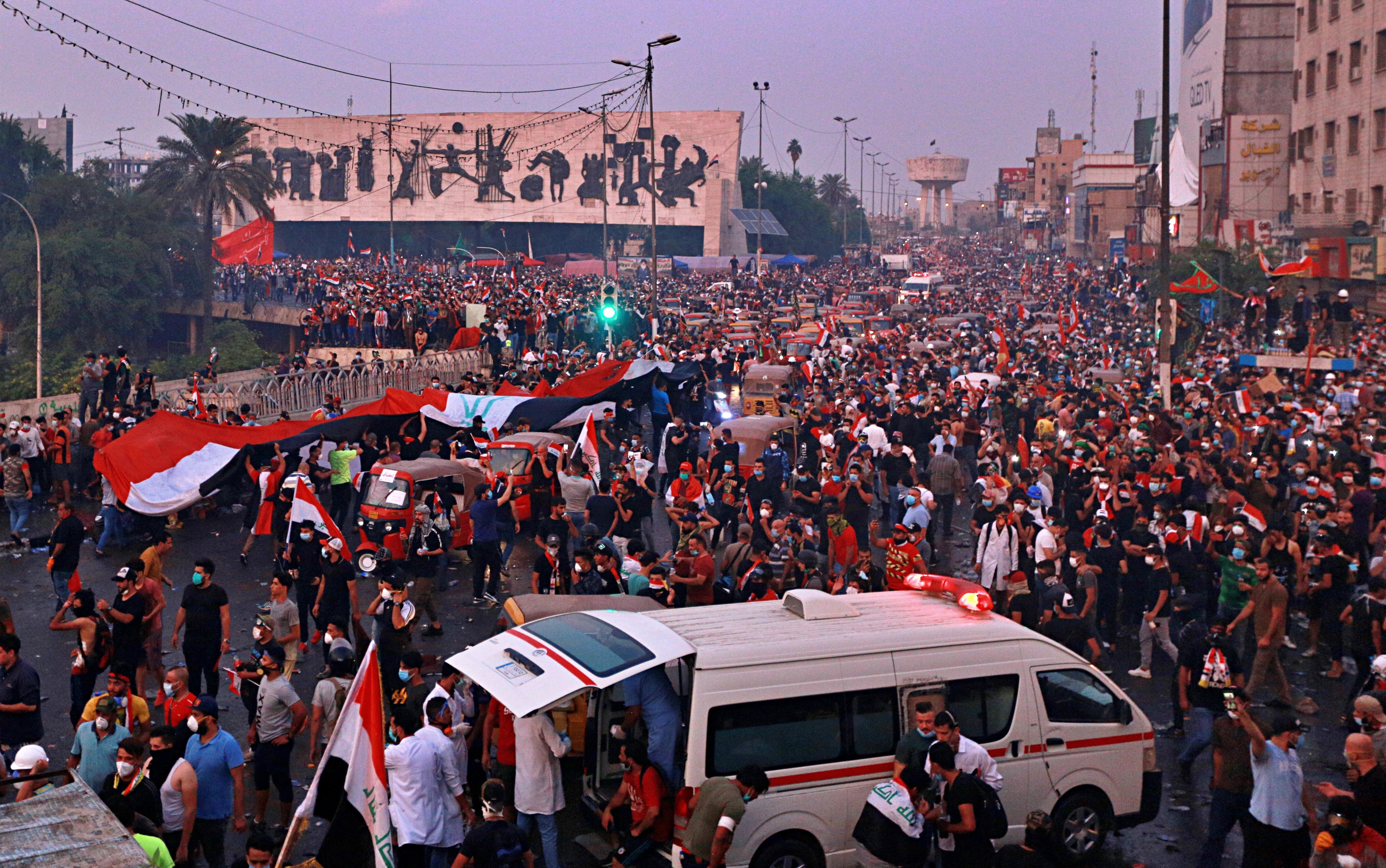 Ирак сколько погибших. Ирак сейчас 2022. Цветная революция в Ираке. Протест бомбардировок Ирака.