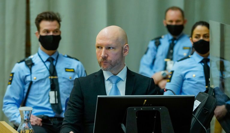 Breivik as dangerous now as a decade ago: psychiatrist