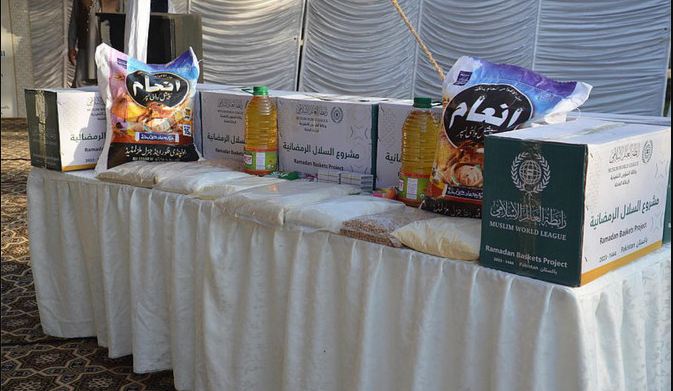 The Muslim World League launches a food basket programme in Pakistan ...