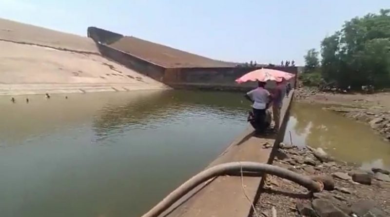 Indian official suspended after he drains reservoir to retrieve phone he dropped while taking selfie