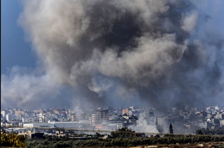 Palestinian officials say Israeli air strikes hit Gaza hospitals