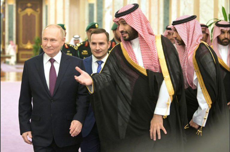 Russia and Saudi Arabia urge all OPEC+ powers to join oil cuts