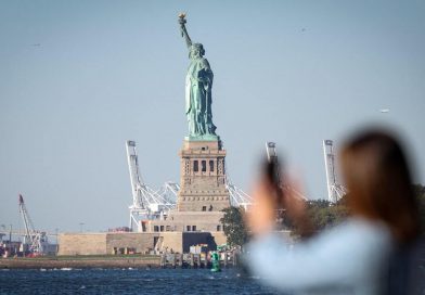 Robust Consumer Spending Drives Strong US Economic Growth in Third Quarter