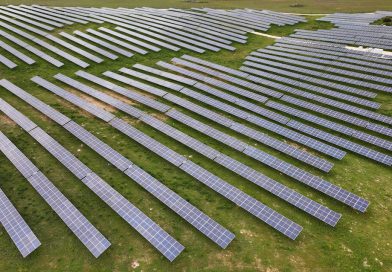 Waaree Energies Enters New Leadership Phase as CEO Transition Signals Continuity