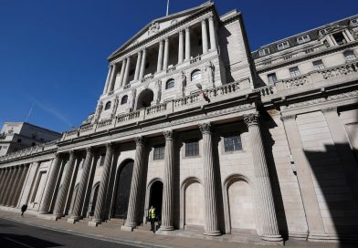 Bank of England Security Staff Call Off Strike After New Pay Agreement