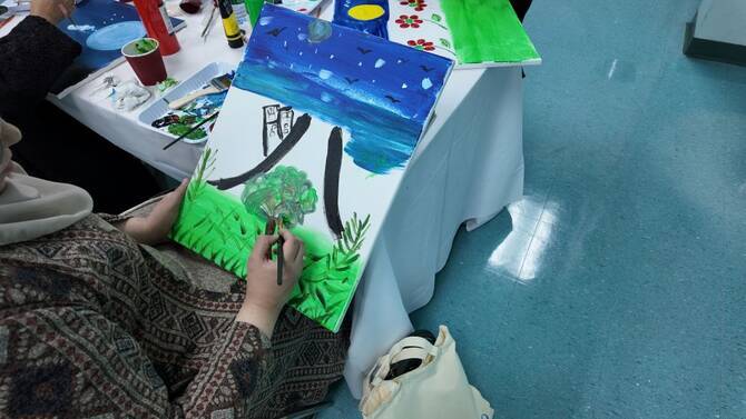 Art Therapy Program Brings Healing and Hope to Cancer Patients in Eastern Province