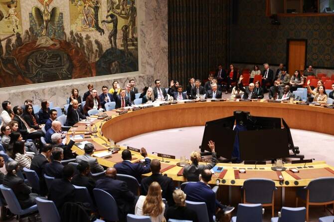 Bahrain delays UN vote on Hormuz resolution as Russia, China resist ...