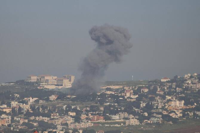 Israeli Soldier Killed as Border Clashes With Hezbollah Persist