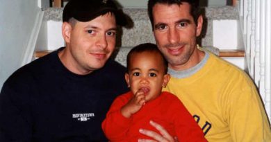 Chance Encounter in a New York Subway Led to Adoption That Reshaped a Family’s Life