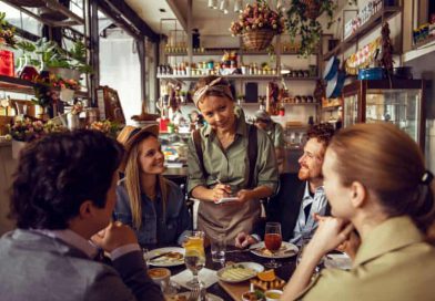 How to Dine Like a Restaurant Critic: Experts Explain the Art of Navigating a Multi-Course Meal