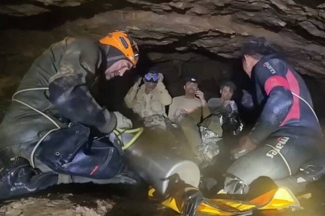 Rescuers End Search for Two Missing Men in Flooded Laos Cave