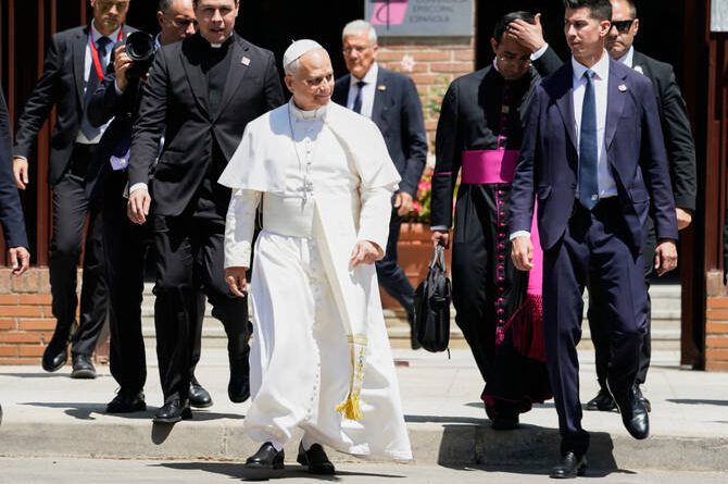 Pope Pledges Stronger Abuse Response After Meeting Spanish Survivors