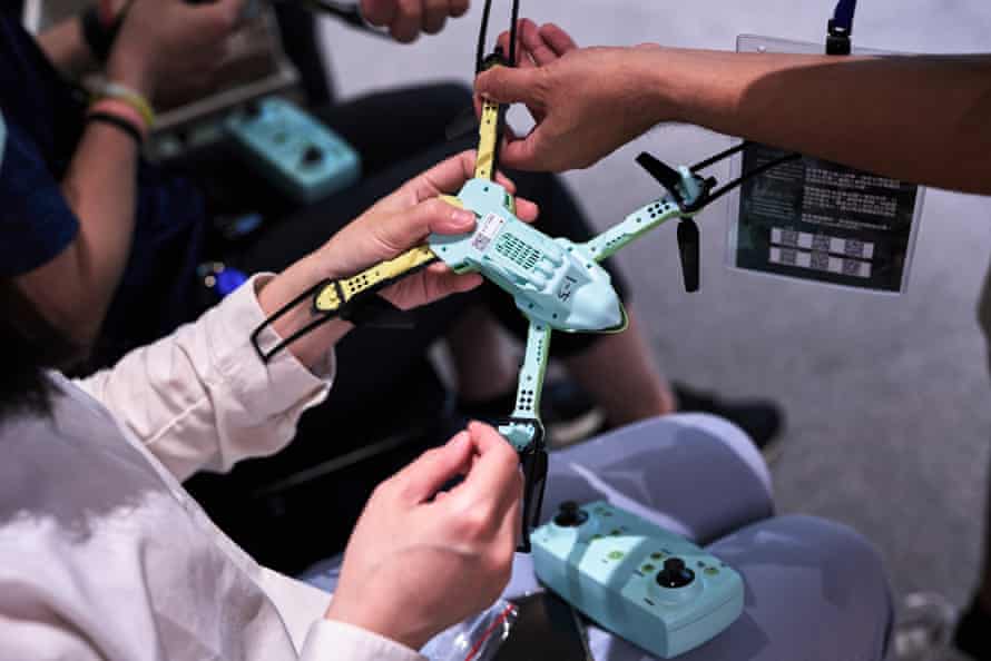 Taiwan Expands Civilian Drone Training as Security Concerns Over China Intensify