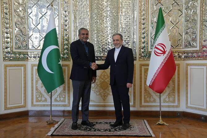 Pakistan Envoying Diplomatic Push as Interior Minister Heads to Tehran for Araqchi Talks