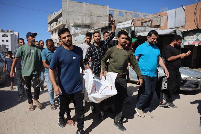Israeli Strikes Kill Five in Gaza as Ceasefire Strains Under Renewed Violence