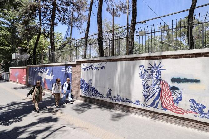 Iran’s Premier Engineering University Expels Six Students Over Protest Allegations