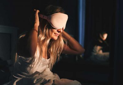 Sleep Masks May Improve Rest, but Hygiene and Material Choice Matter, Specialists Say
