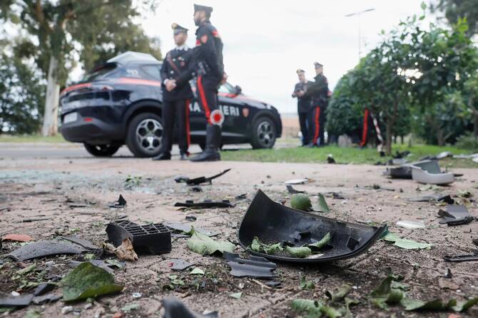 Italy Arrests Four Suspects in Bomb Attack Targeting Investigative Journalist