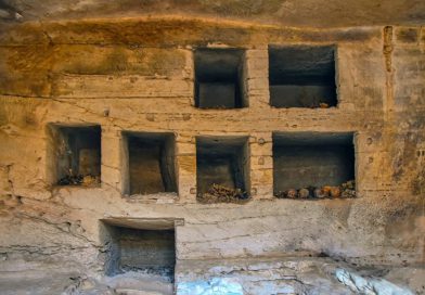 Egypt Uncovers Byzantine Desert Settlement and Ancient Tomb Complex in Twin Archaeological Discoveries